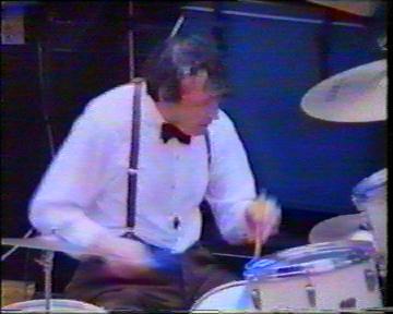 The Durutti Column in rehearsal at FAC 51 The Hacienda on 16 August 1987; Bruce Mitchell on drums (go Bruce!)