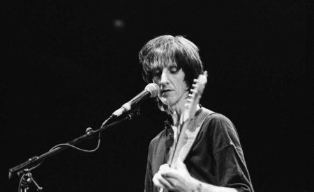 The Durutti Column - Forum des Images, Paris, France - 3 September 2005 [Picture credit: Guillaume @ PopNews.com]