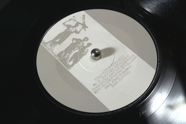 FAC 112 Life's a Scream; label detail [trance side]