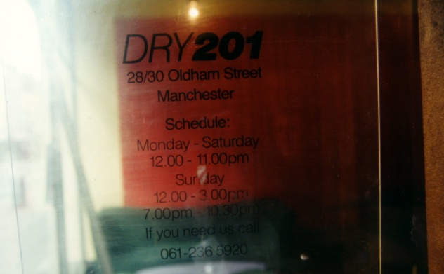 FAC 201 Dry - detail of opening times from entrance